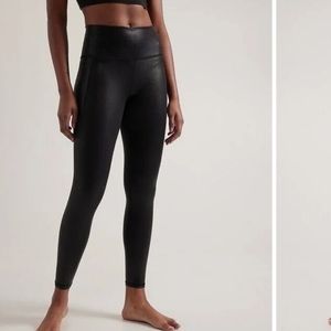 Athleta Salutation Stash Shine Tight